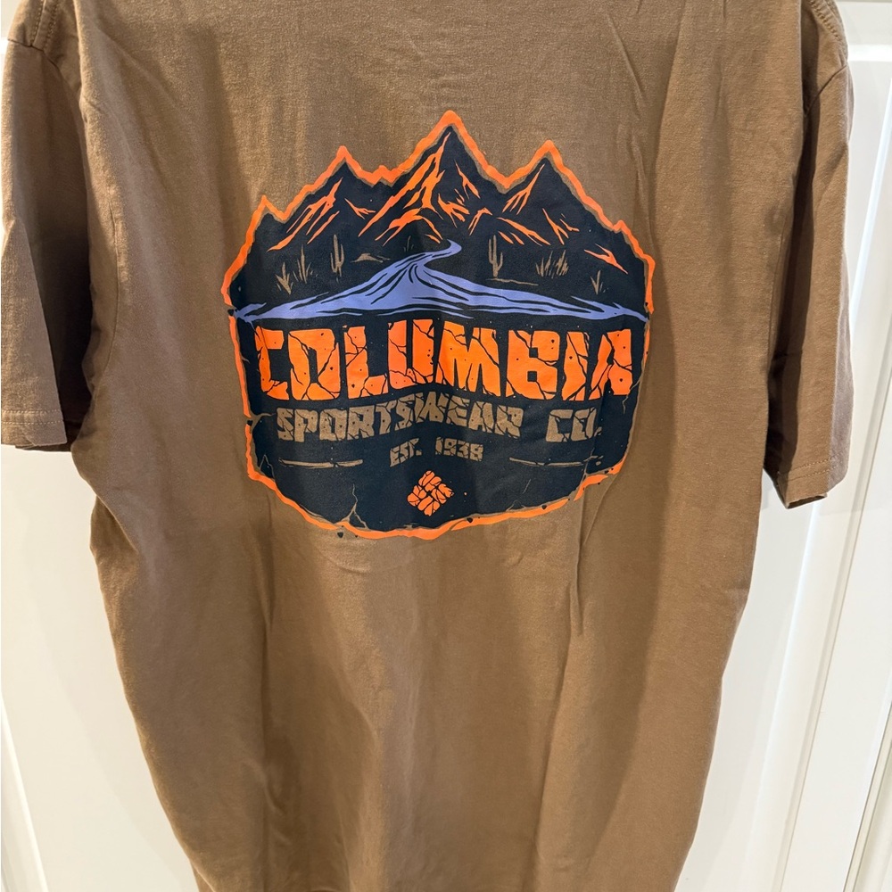 Columbia Brown Adventure Graphic Short Sleeve Tee